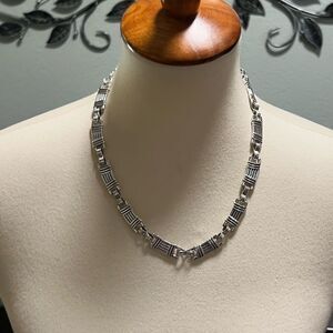 Premier Designs “Common Thread”  Silver Necklace #PDNK2